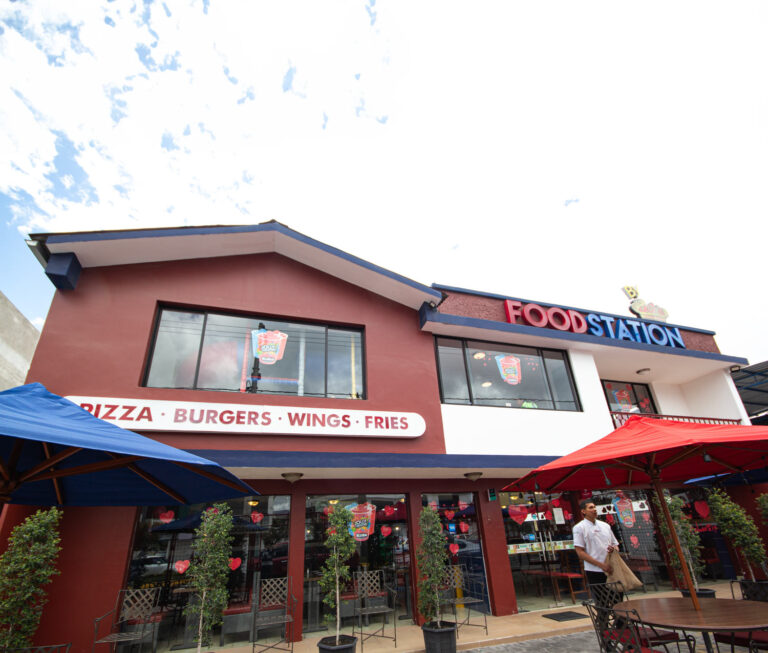 Food Station Latacunga